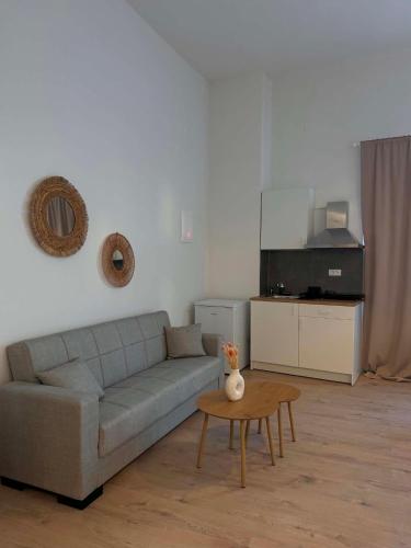 SIENNA STUDIOs