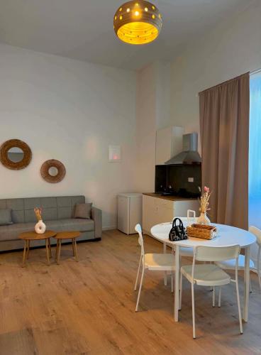 SIENNA STUDIOs