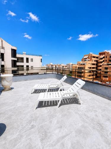 Luxury Penthouse Sunny Terrace by Alma Homes
