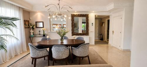 Elegant GOLDEN MILE Marbella