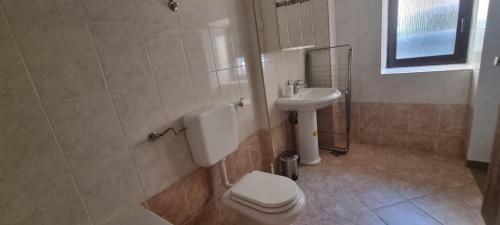 Room VeLa
