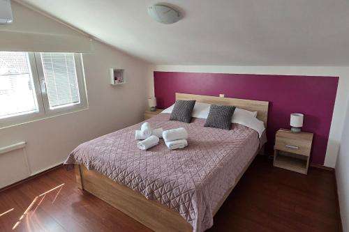 Apartments with swimming pool Banjol, Rab - 27138