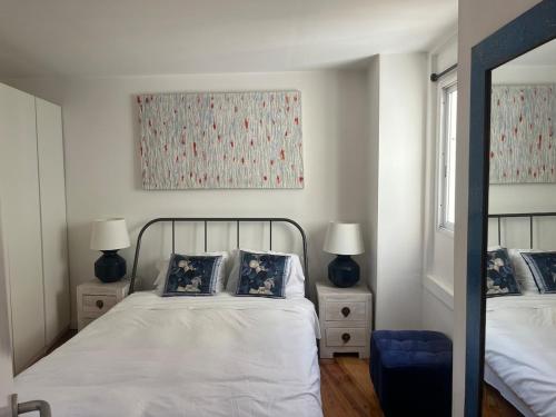 One-bedroom apartment overlooking Castelo de São Jorge
