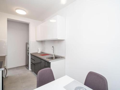 Apartment Petra & Iva - One Bedroom Apartment with Balcony