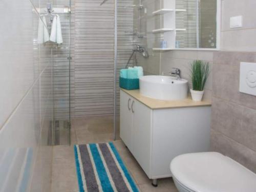 One Bedroom Apartment With Terrace And Sea View A2