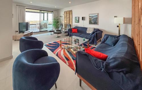 Amazing Apartment In Estepona With Swimming Pool