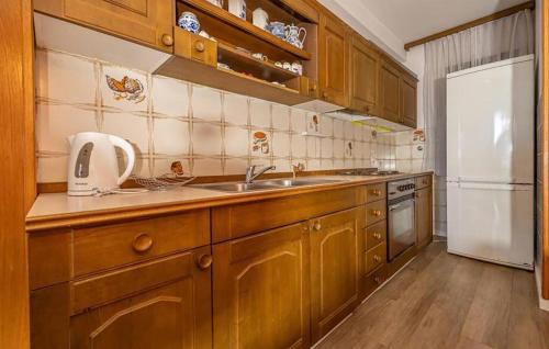 1 Bedroom Awesome Apartment In Crikvenica