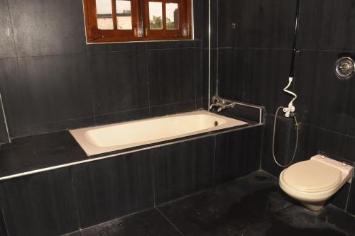 Gallery image of Glenfield Villa Sinharaja in Deniyaya