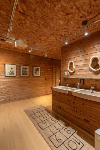 Kodachi Chalet by Morino