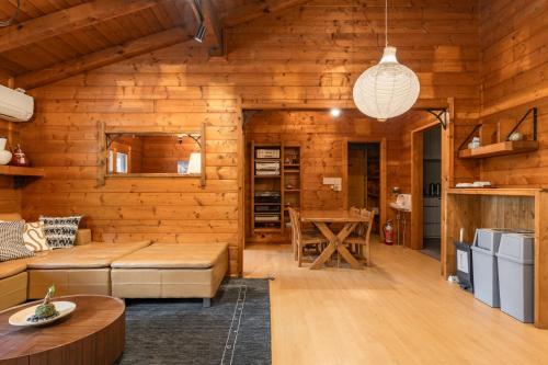 Kodachi Chalet by Morino