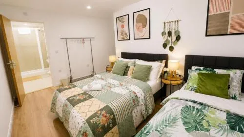 2BR City Centre Skyline Apt - Free secure parking photo 23