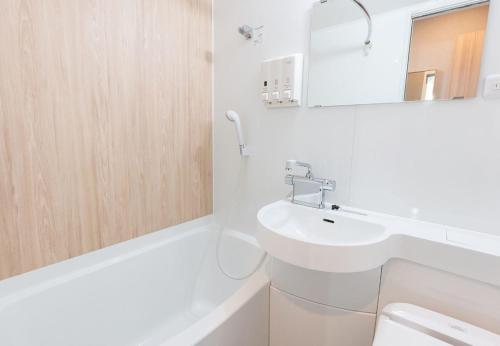 R&B Hotel Shin Yokohama Ekimae - Vacation STAY 14692v