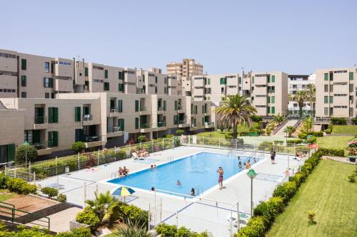 Stylish 4-Bedroom Apartment in Central Las Américas