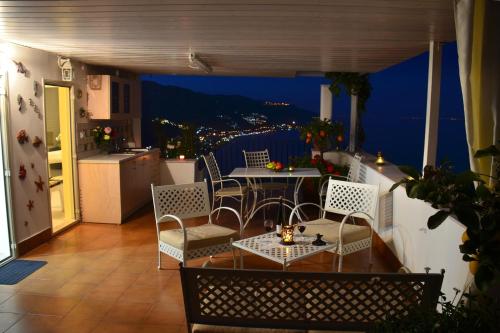 Balcon ou terrasse dans l'établissement L'Attico