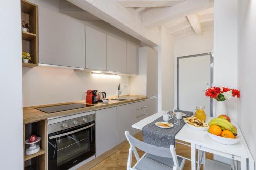 Novara, 62 - Sky Loft Milano