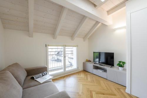Novara, 62 - Sky Loft Milano