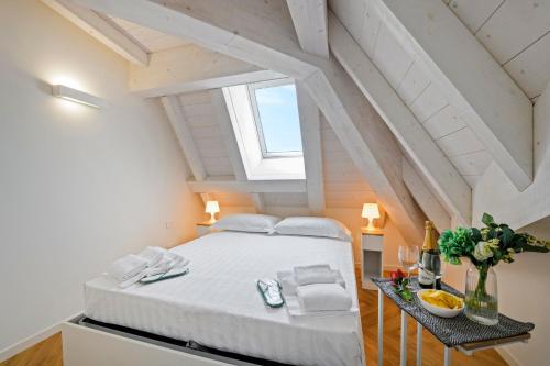 Novara, 62 - Sky Loft Milano