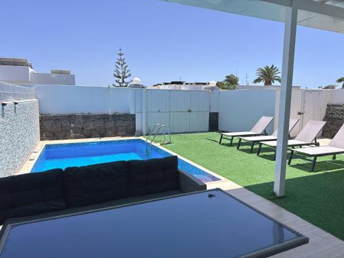 Villa Mike & Villa Angela