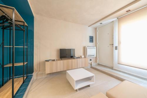 Brand New Modern Studio in Faliro - Private garden