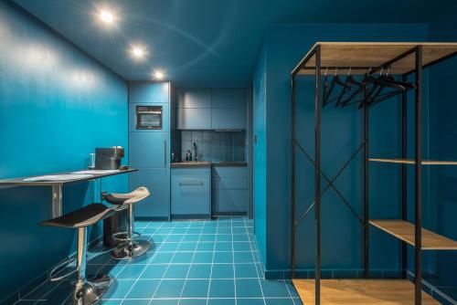 Brand New Modern Studio in Faliro - Private garden