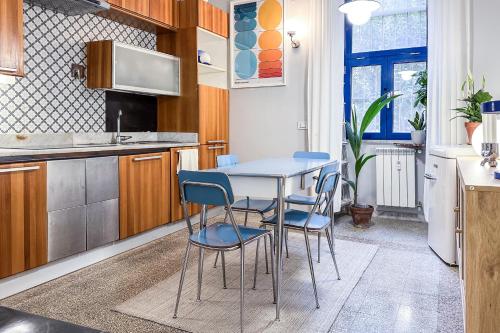 Designer Apartment walk to Trastevere