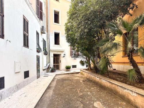 Designer Apartment walk to Trastevere