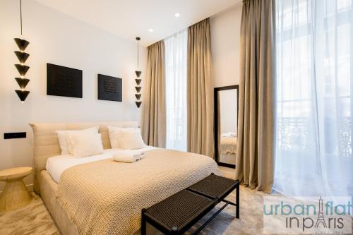 UrbanFlat 197 - Appartement Champs Elysees Saint Honore