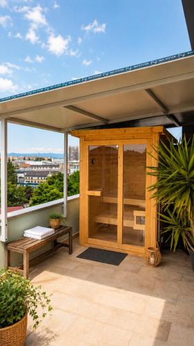 Relax Terrace&Sauna RhoFieraDuomo Apt