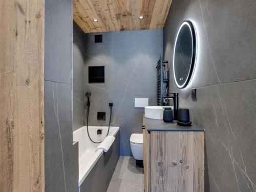 Charmant Appartement Centre Val d'Isère - 4 Pers, Balcon, WiFi