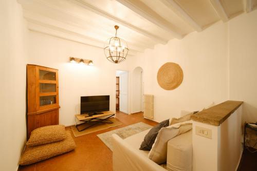 Borgo Pio by BuddyRent