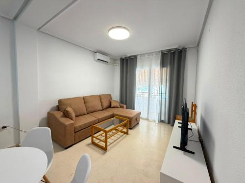 Blasco Ibañez apartment by Del Cura beach