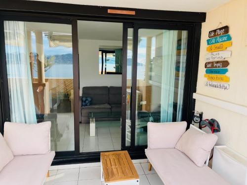 Le panoramique - face à la mer - terrasse de 20m2 et piscines