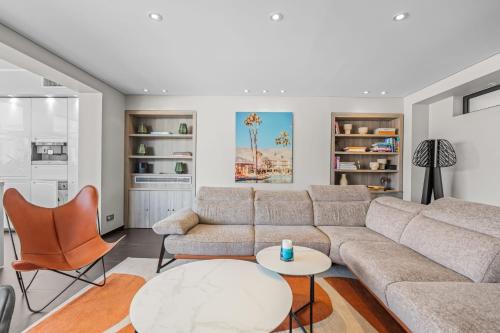 REF 905 - Cannes Center - Penthouse for rent