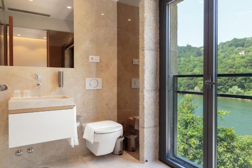 Douro Green tesisinde bir banyo