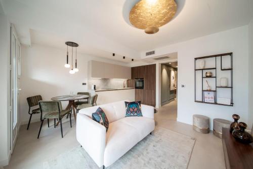 REF 1935 - Cannes Center - Apartment for rent