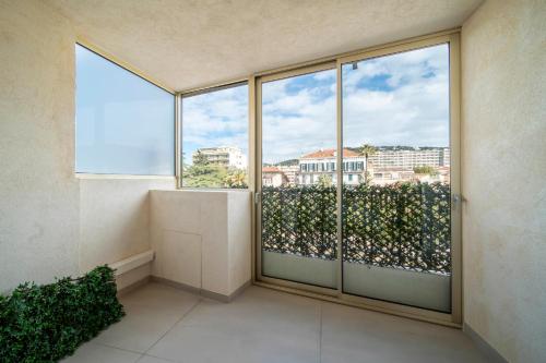 REF 1935 - Cannes Center - Apartment for rent