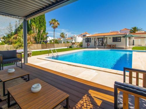 V5 Villa Galé Beach by Stay Ici