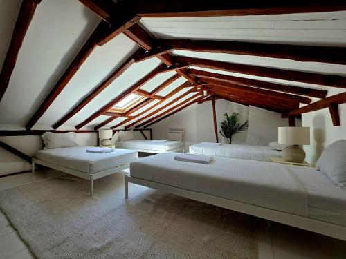 Living Bairro Alto IV