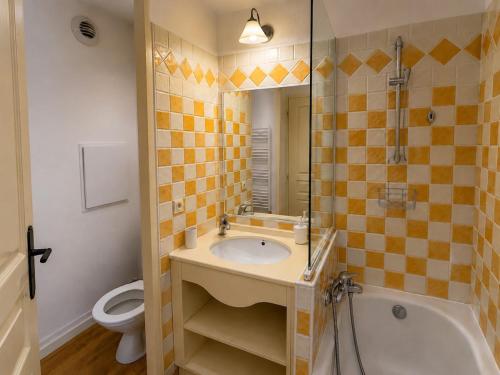 Charming stay for 4, Sea view, pool in Cannes
