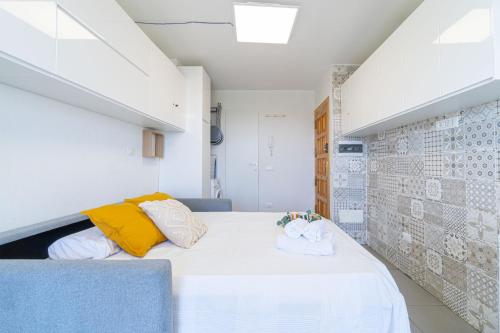 WELCS ESTUDIO 415 EMP con vistas al mar