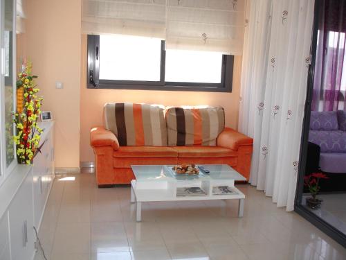 Gemelos 26 - Zand Properties