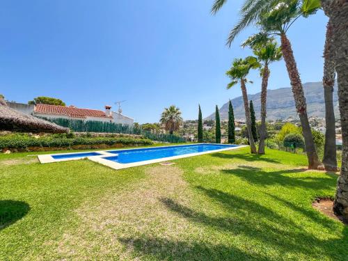 Residencial Miramontgo by CARLOSFERIEN
