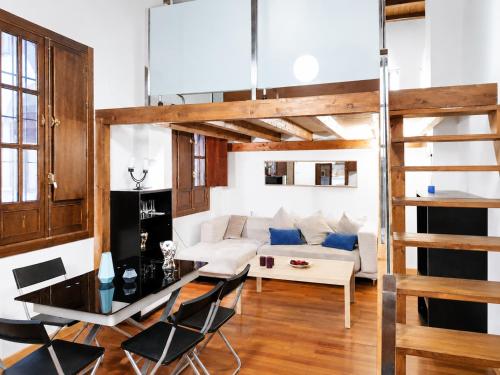 Feria Palace Apartment