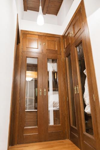 Feria Palace Apartment