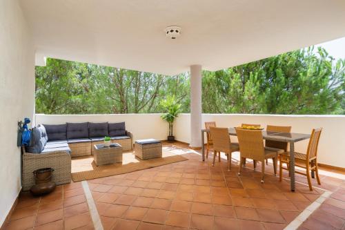 Lovely 3BR Apartment - Green Hills, Elviria, Marbella - Villa Filipa
