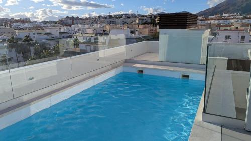 Alo Lazaga Elegance