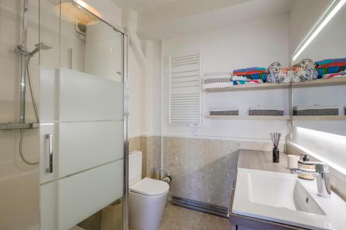 Cosy studio with terrace overlooking Marseille