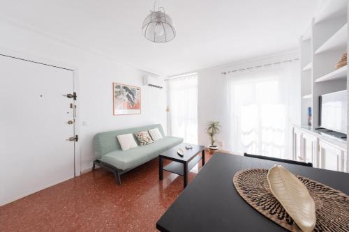 Hostfy Sol, Plaza de los Terceros