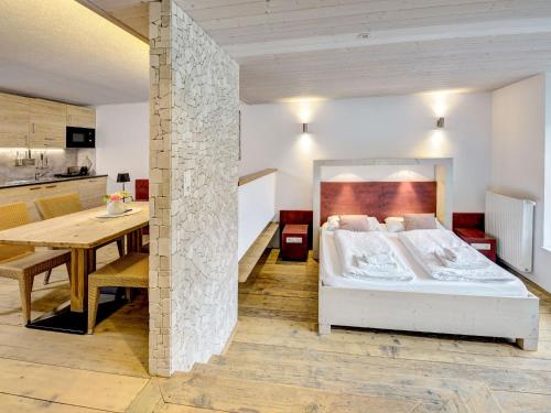 Apartment Edelweiss Suite 7 by Interhome