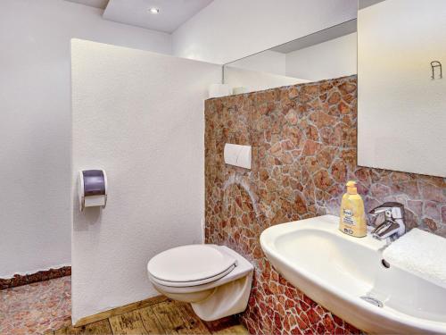 Apartment Edelweiss Suite 7 by Interhome